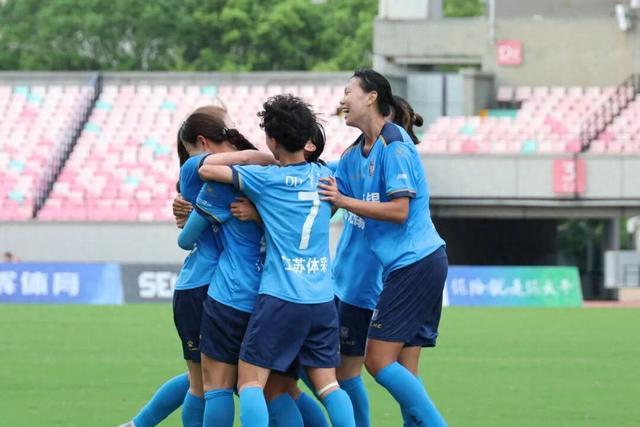 img, stron, amp img, stron, amp